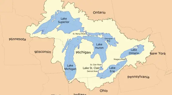Mapa Wielkich Jezior i otaczających stanów USA. Widać jeziora: Górne, Michigan, Huron, Erie, Ontario.